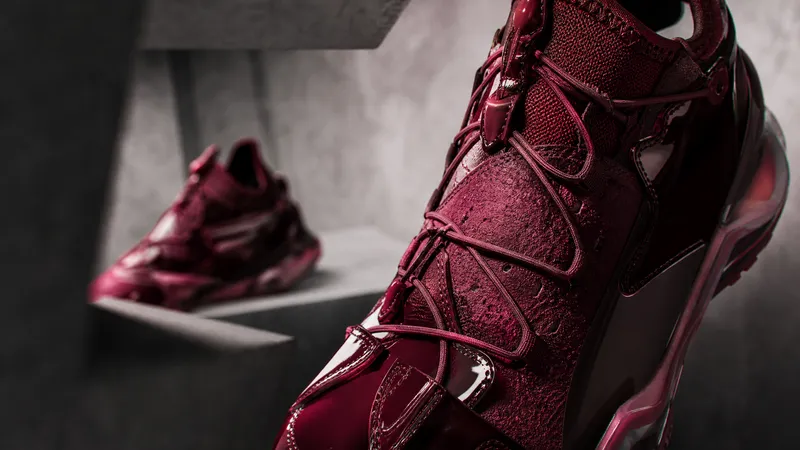 Name the shoe. Go.